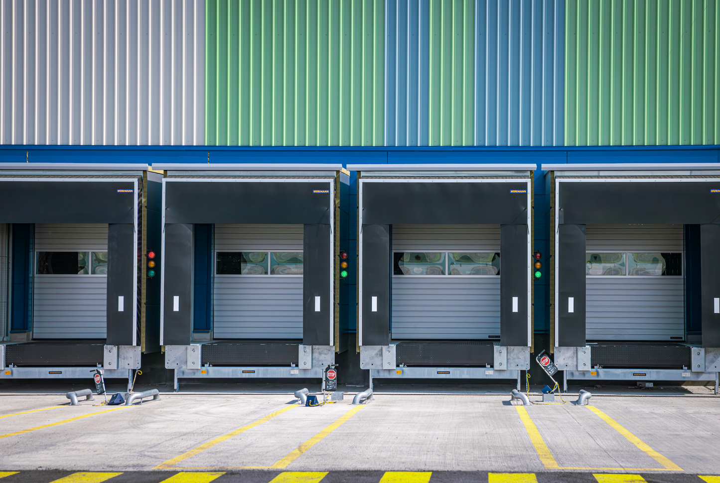 Loading ramps, dock shelters, dock houses